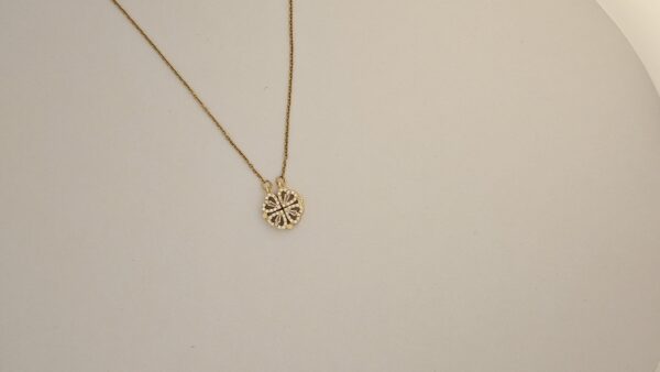 Magnetic anti tarnish chain