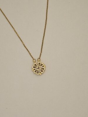 Magnetic anti tarnish chain