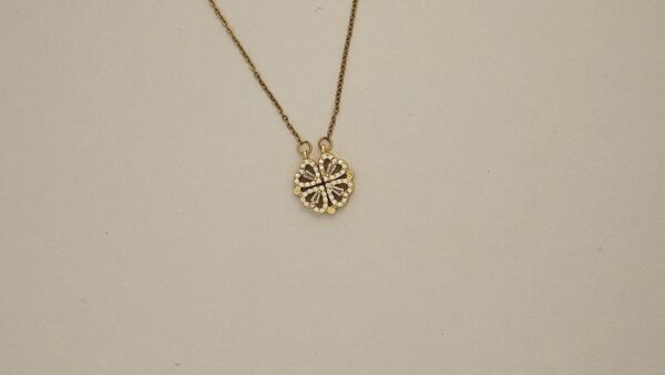 Magnetic anti tarnish chain