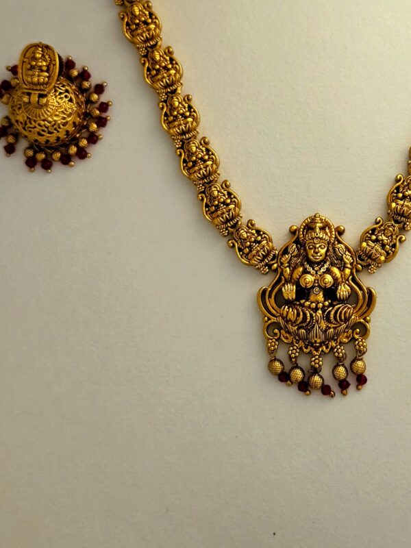 1000195169 (1) Lakshmi Pendant Haram & Earrings Set