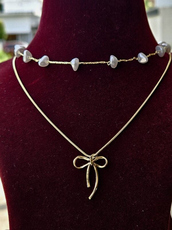 Dizzy double layered neckpice